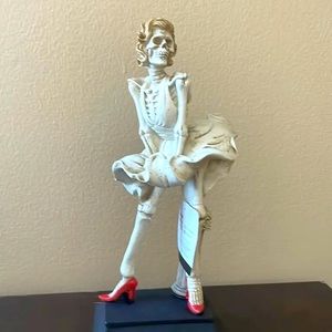 Novogratz Marilyn Monroe skeleton figurine Halloween New 12”